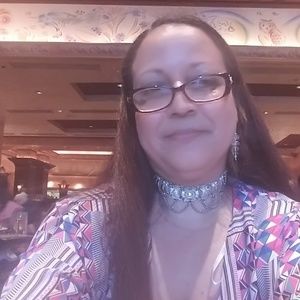 Meet your Posher, Milagros